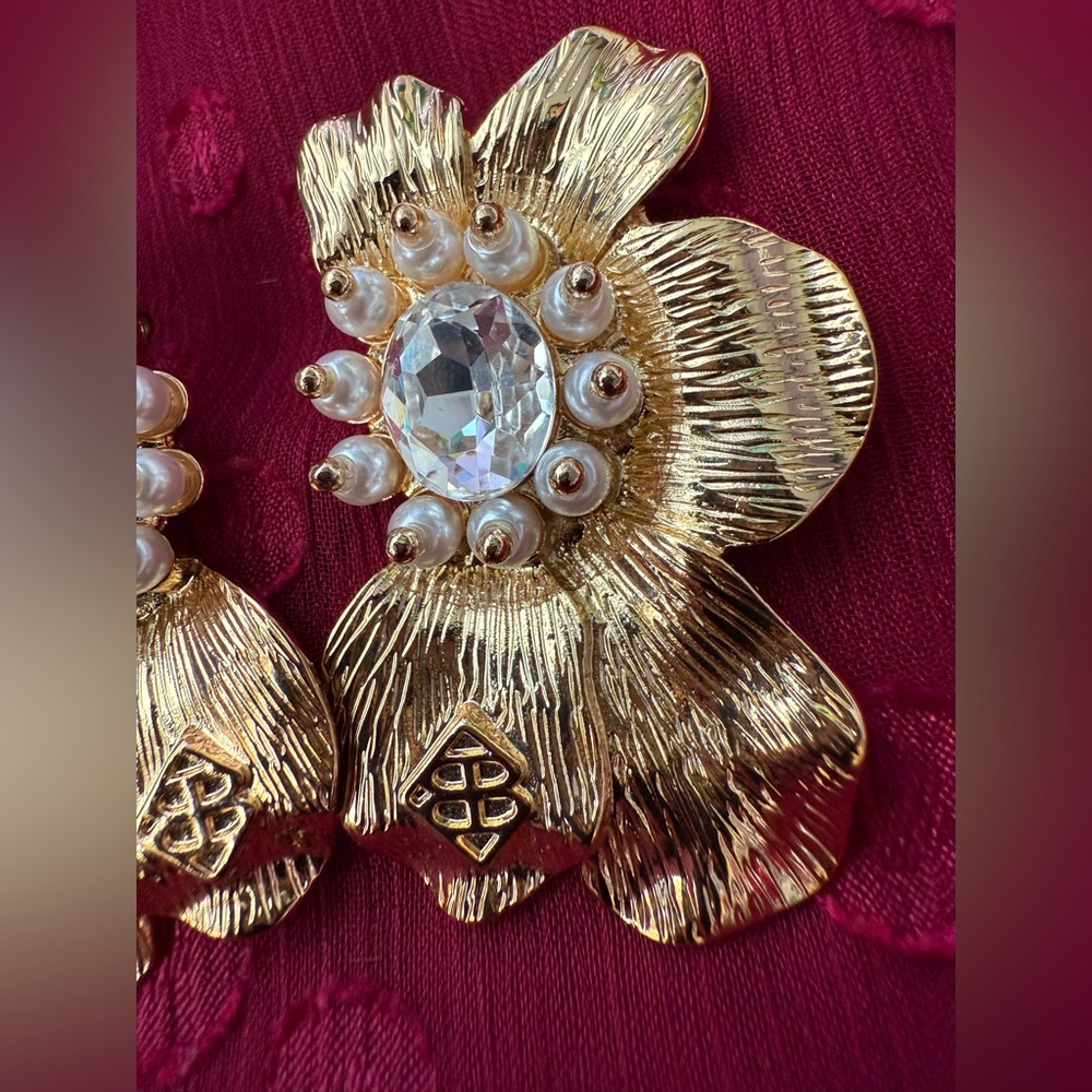 Brianna Cannon Gold Floral Earrings - Picture 3 of 7
